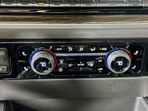 New 2026 Chevrolet Silverado 1500 LT Trail Boss w/ Convenience Package II AWD/4WD image 10