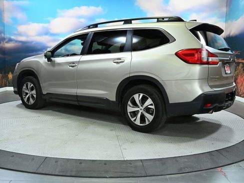 Used 2019 Subaru Ascent Premium w/ Popular Package #3 AWD/4WD image 5
