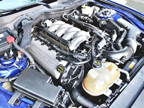 Used 2016 Ford Mustang GT Premium image 31