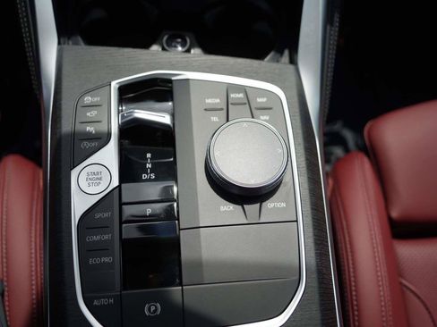 Used 2025 BMW M240i xDrive Coupe w/ Premium Package AWD/4WD image 17