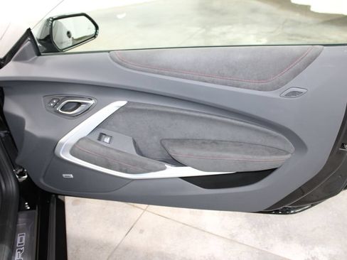 Used 2023 Chevrolet Camaro ZL1 RWD image 28