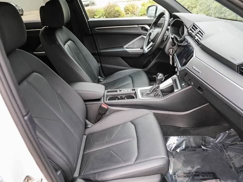 Used 2022 Audi Q3 2.0T Premium image 14