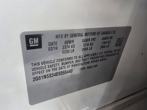 Used 2014 Cadillac XTS Luxury w/ Driver Awareness Package image 29