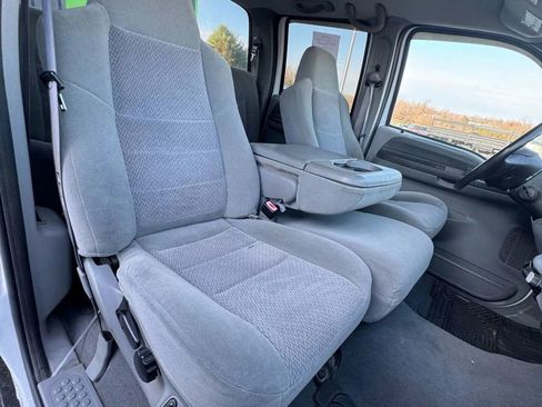 Used 2003 Ford F350 XLT image 24