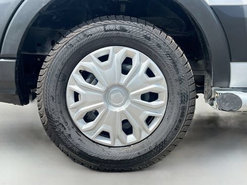 Used 2025 Ford Transit 250 Low Roof w/ Exterior Upgrade Package RWD image 27