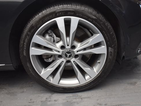 Used 2018 Mercedes-Benz C 300 4MATIC Sedan image 20