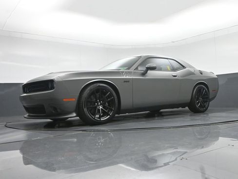Used 2023 Dodge Challenger R/T Scat Pack w/ T/A Package image 50