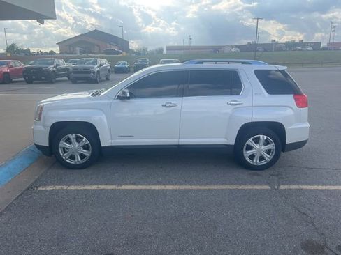 Used 2017 GMC Terrain SLT w/ Open Road Package image 4