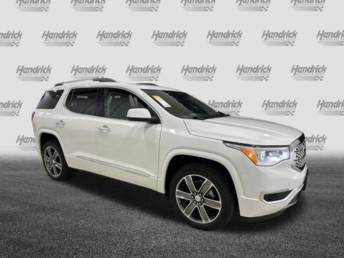 Used 2019 GMC Acadia Denali w/ Technology Package AWD/4WD image 2