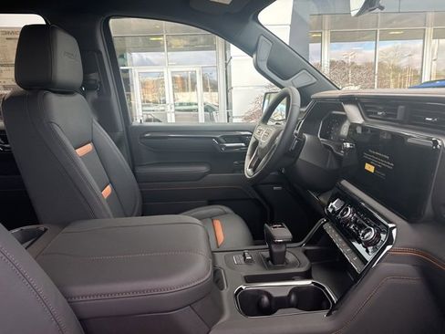 New 2026 GMC Sierra 1500 AT4 w/ AT4 Premium Package image 36