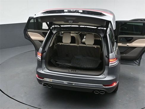 Certified 2023 Lincoln Aviator Reserve w/ Equipment Group 201A image 54