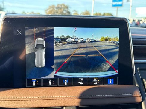 Used 2024 Chevrolet Tahoe High Country w/ Premium Package image 31