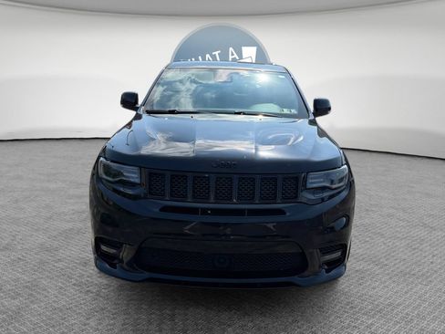 Used 2018 Jeep Grand Cherokee SRT AWD/4WD image 9