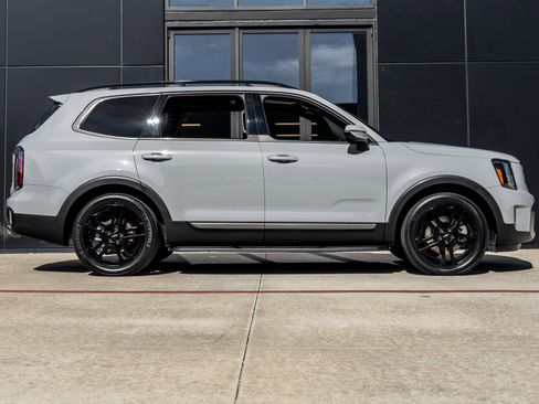 Used 2023 Kia Telluride SX Prestige X-Line image 18