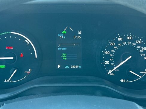 Certified 2023 Toyota Sienna LE w/ LE Plus Package image 24