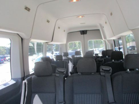 Used 2016 Ford Transit 350 XLT RWD image 18