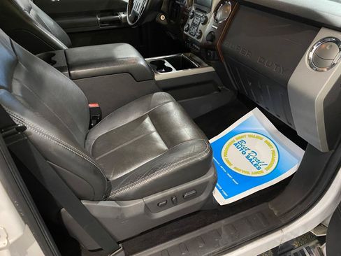 Used 2014 Ford F250 Lariat w/ Chrome Package AWD/4WD image 16