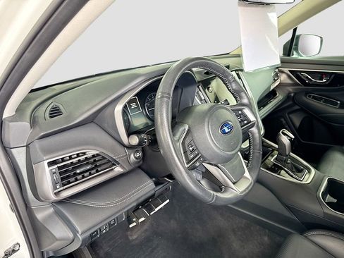 Certified 2022 Subaru Outback Limited w/ Popular Package #2 image 5