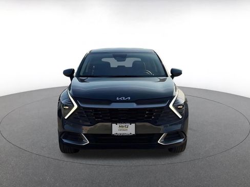 Used 2025 Kia Sportage LX image 4