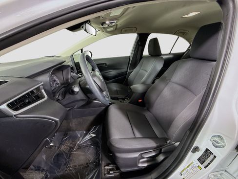 Used 2024 Toyota Corolla LE image 21