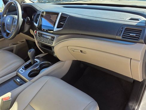 Used 2018 Honda Pilot EX-L image 19