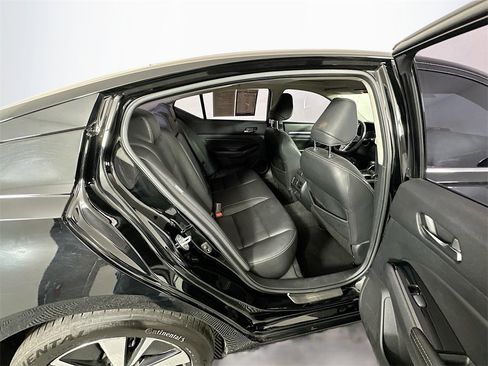 Certified 2020 Nissan Altima 2.5 SL image 27