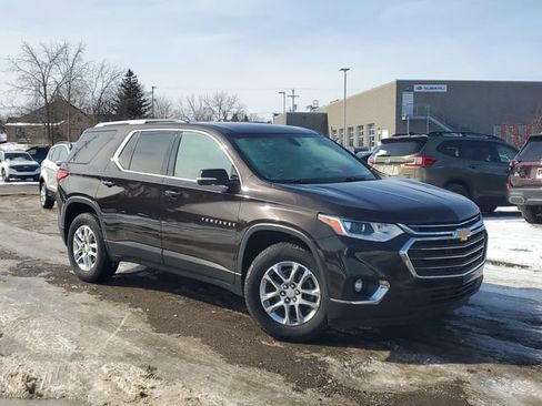 Used 2018 Chevrolet Traverse LT image 14