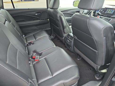 Used 2022 Honda Pilot Special Edition image 11