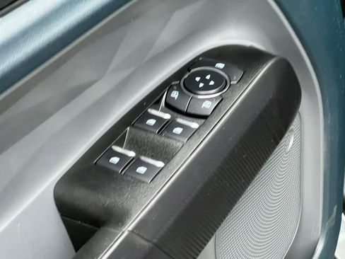 New 2025 Ford Maverick XLT w/ Black Appearance Package AWD/4WD image 15