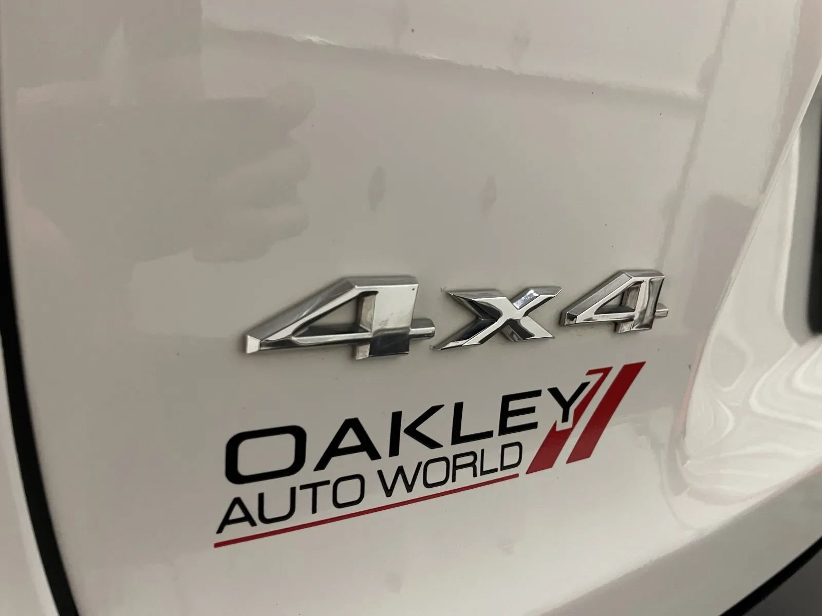 Used 2021 Jeep Cherokee Latitude Plus AWD/4WD image 14
