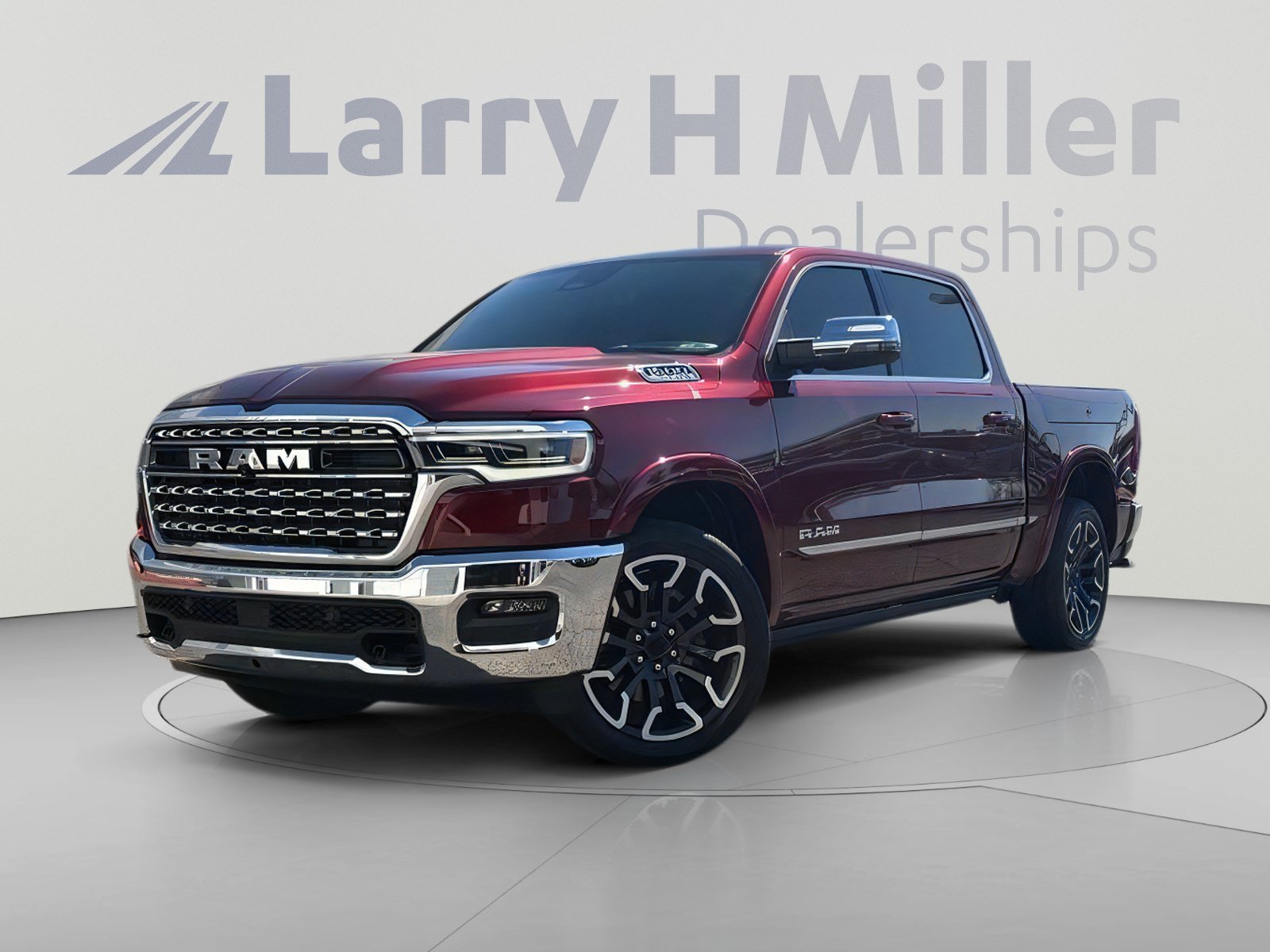 Used 2025 RAM 1500 Limited AWD/4WD image 2