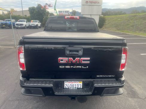 Used 2021 GMC Canyon Denali image 10