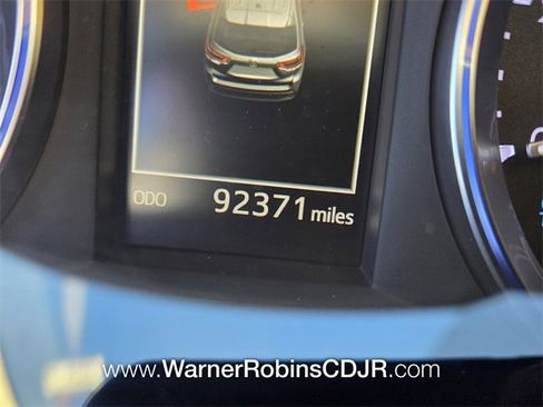 Used 2019 Toyota Highlander XLE image 31