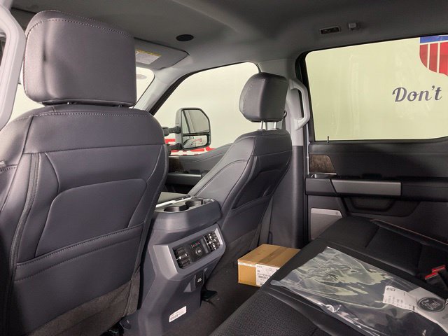 New 2026 Ford F250 Lariat w/ Black Appearance Package AWD/4WD image 15