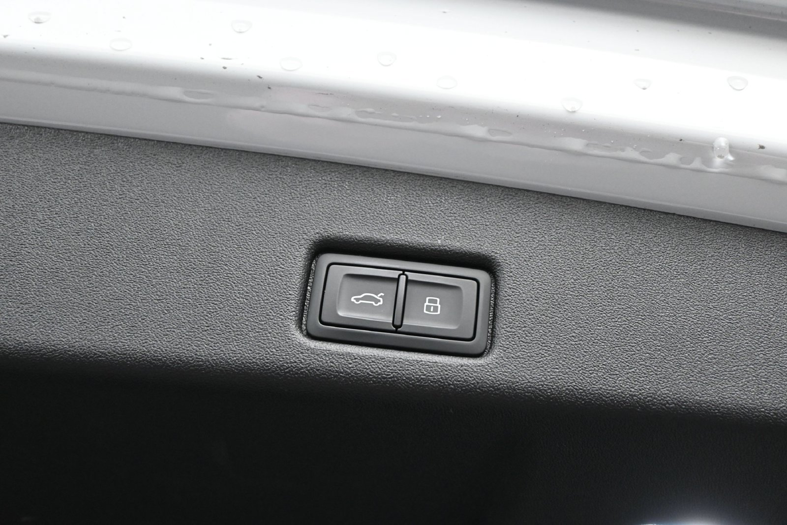 Used 2025 Audi Q5 Premium Plus w/ Premium Plus AWD/4WD image 19