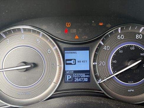 Used 2017 INFINITI QX80 4WD w/ Deluxe Technology Package image 11