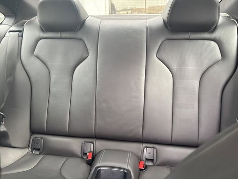 Used 2018 BMW M4 Coupe image 16