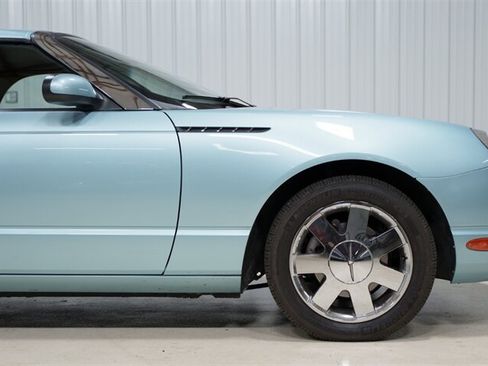 Used 2002 Ford Thunderbird RWD image 13