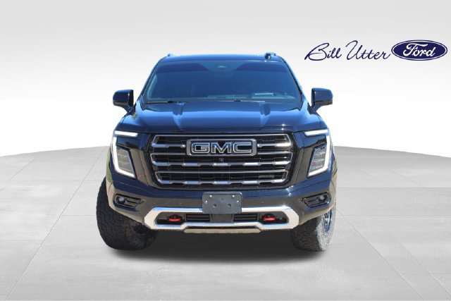 Used 2025 GMC Yukon AT4 Ultimate w/ LPO, Floor Liner Package AWD/4WD image 2