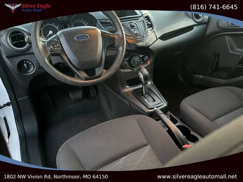 Used 2015 Ford Fiesta S image 8