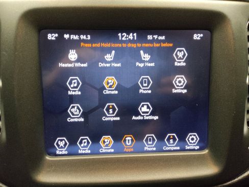 Used 2019 Jeep Compass Latitude w/ Cold Weather Group AWD/4WD image 25