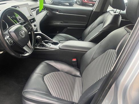 Used 2021 Toyota Camry SE image 28