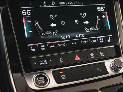 Used 2024 Audi Q8 Premium Plus w/ Premium Plus Package AWD/4WD image 27