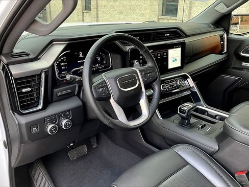 Used 2023 GMC Sierra 1500 Denali w/ Denali Reserve Package image 13