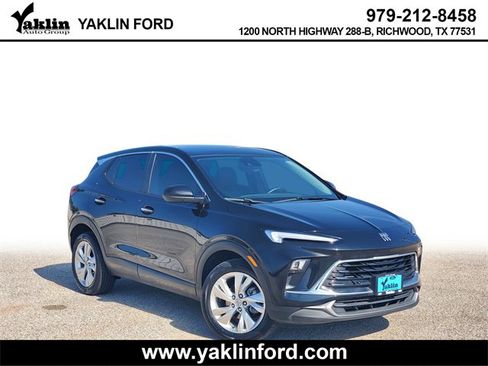 Used 2024 Buick Encore GX Preferred w/ Comfort Package image 1