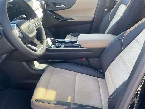 New 2026 Chevrolet Equinox ACTIV image 7