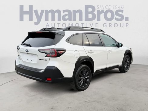 Used 2023 Subaru Outback Onyx Edition image 3