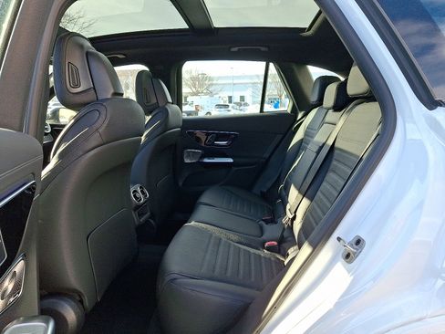 New 2026 Mercedes-Benz GLC 43 AMG 4MATIC image 8
