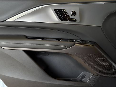 New 2027 Cadillac Lyriq Sport RWD image 20