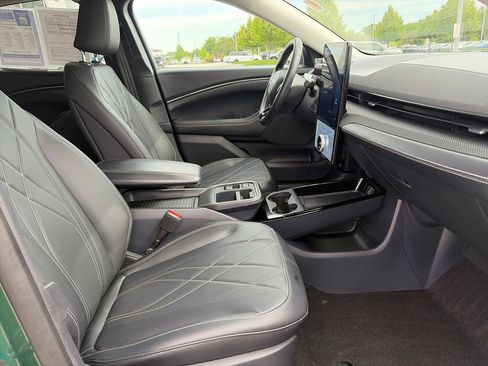 Used 2025 Ford Mustang Mach-E Select w/ Comfort Package Lite AWD/4WD image 11